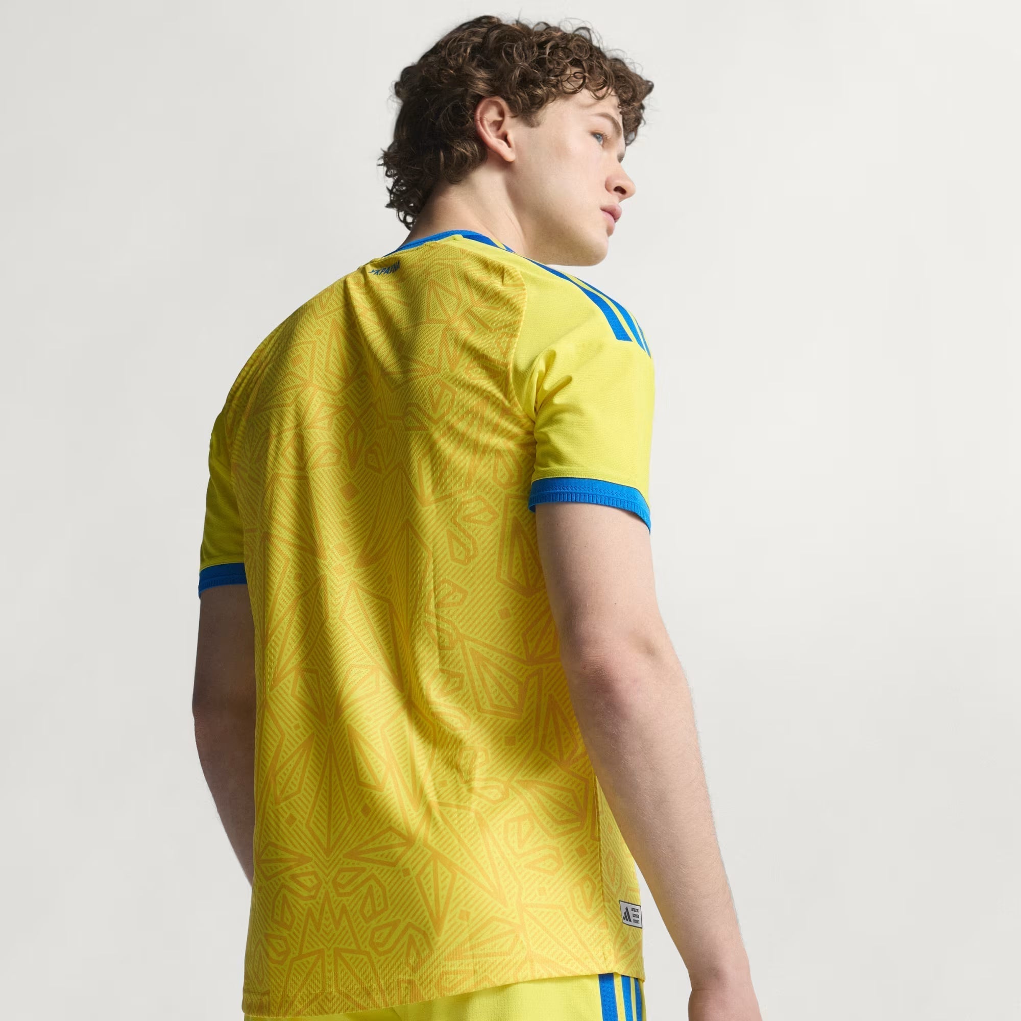 Camisa Ucrânia 2026/26 Home